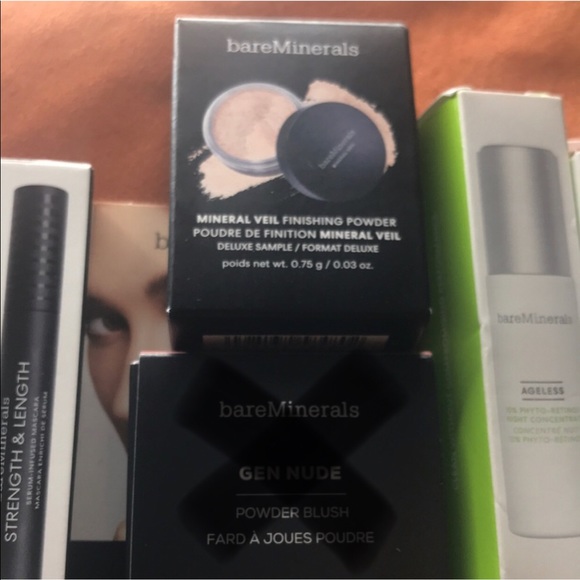 BareMinerals | deluxe sample kit - Picture 3 of 5